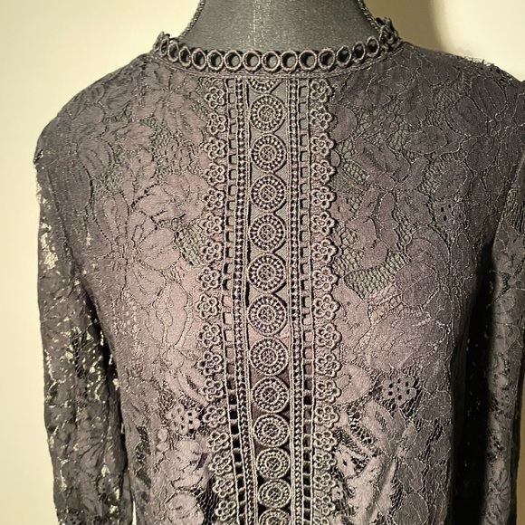 Woman Black dress from Lipsy long lace sleeve size 4 - Picture 5 of 10